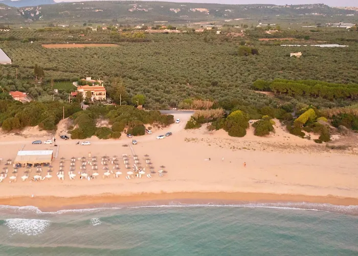 Lagouvardos Beach House