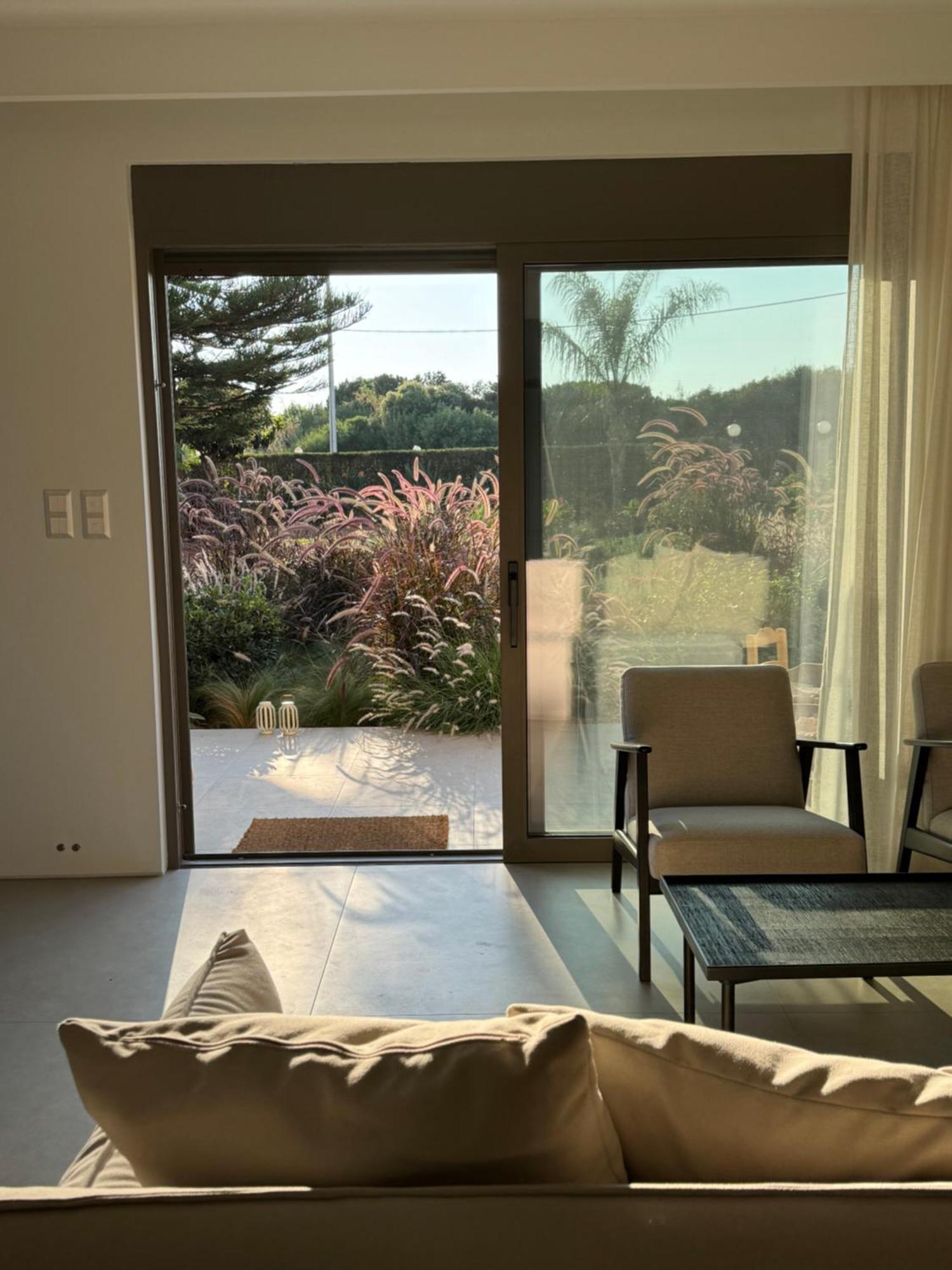 Lagouvardos House Holiday home *