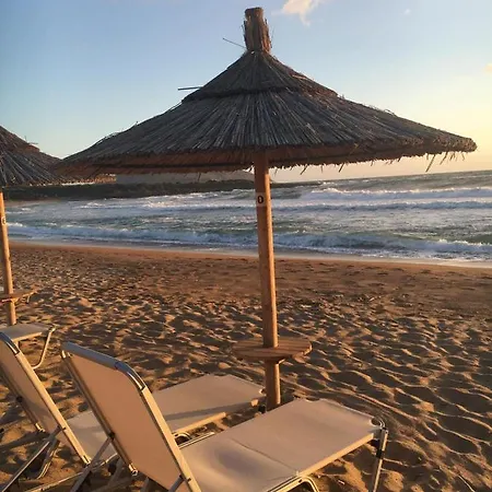 Lagouvardos Beach House Marathopoli Exterior photo