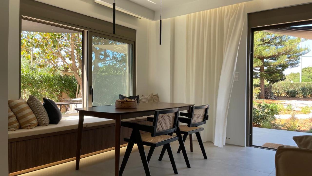 Lagouvardos House * Μαραθόπολη